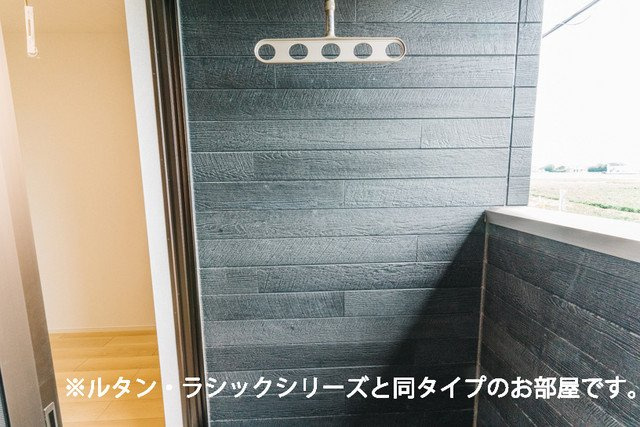 バーミィ　ベルのバルコニー