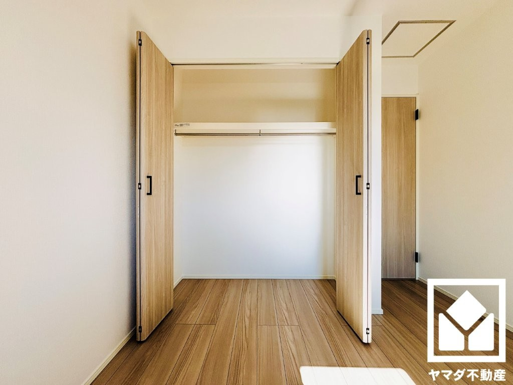 草津市下笠町　24-1期　1号棟の収納