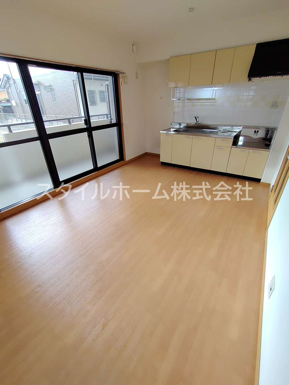 桜ヶ丘LUCK　HILLの居間・リビング|別部屋写真です。