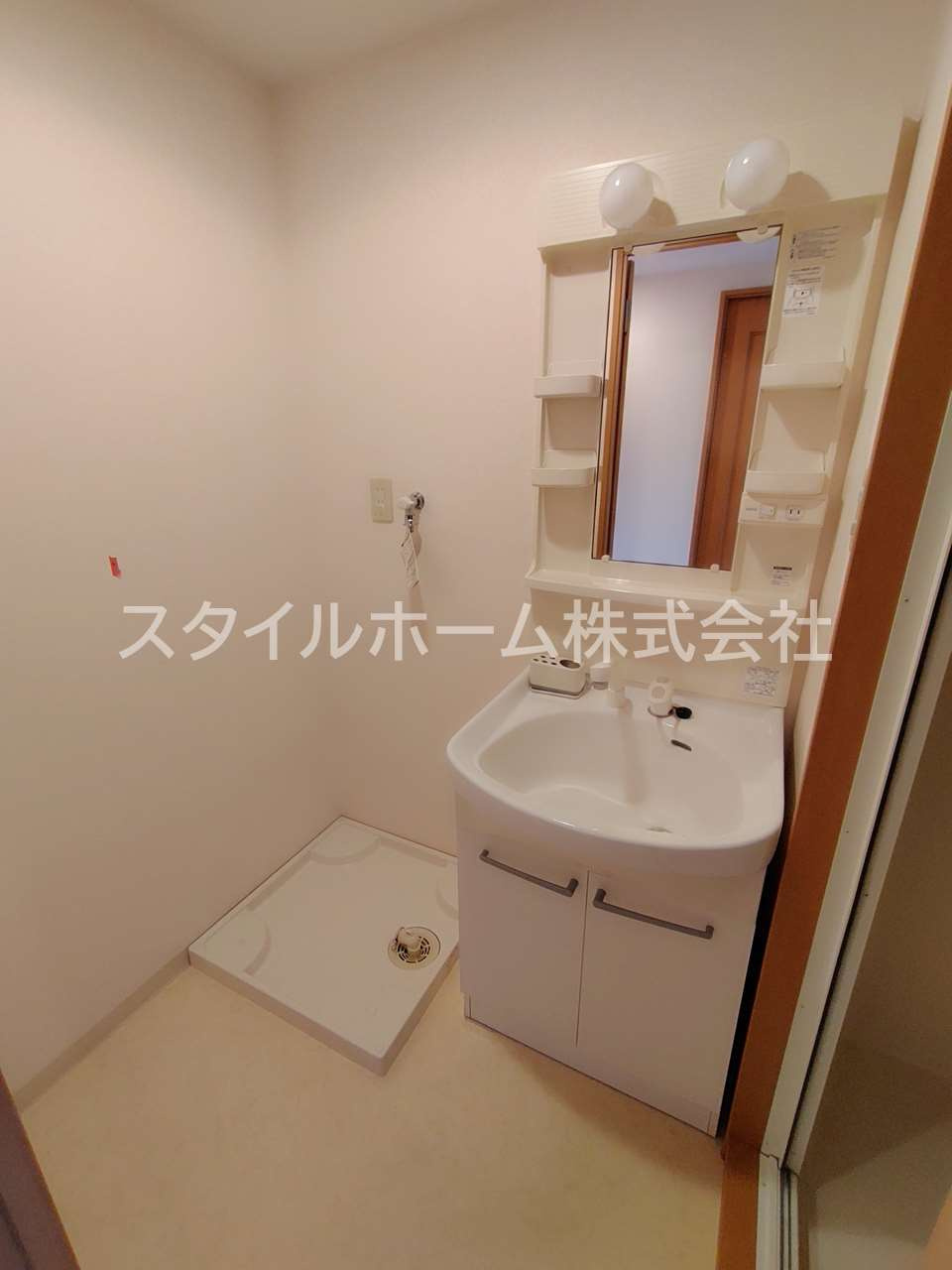 桜ヶ丘LUCK　HILLの洗面所|別部屋写真です。