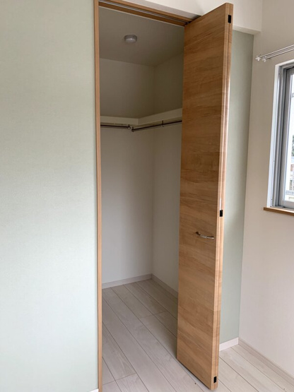 【収納】 | ＰＨＯＥＮＩＸ粕屋(フェニックスカスヤ) | 別号室の写真になります。現況優先。