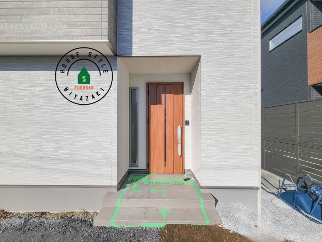 宮崎市恒久南3丁目Ⅱ期(2号棟)の外観：施工例|お洒落な玄関。