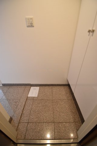 KAISEI江戸堀の玄関