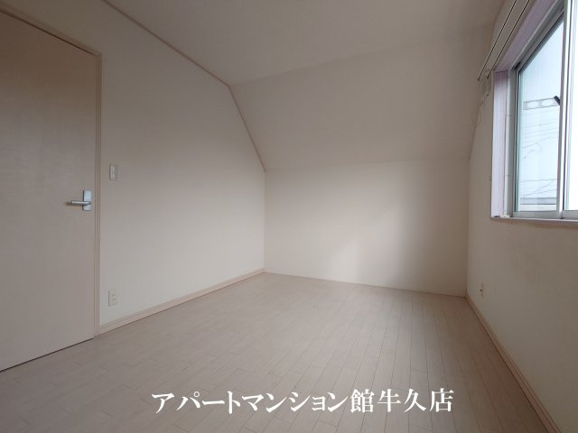 ドールハウスの寝室