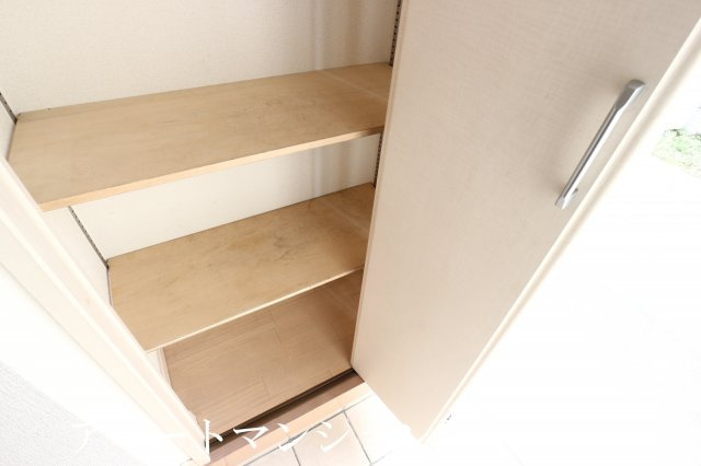 ドールハウスの収納