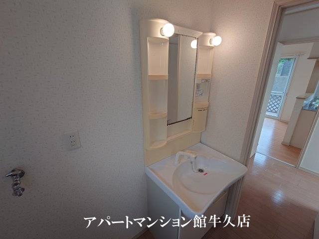 ドールハウスの独立洗面台