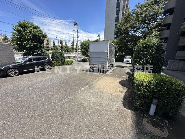 【駐車場】 | 仙台坂アルカディア | 駐車場です