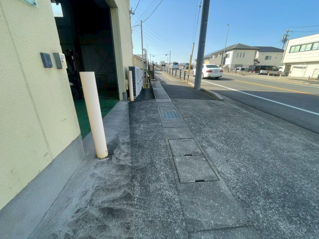 天白貸倉庫の周辺