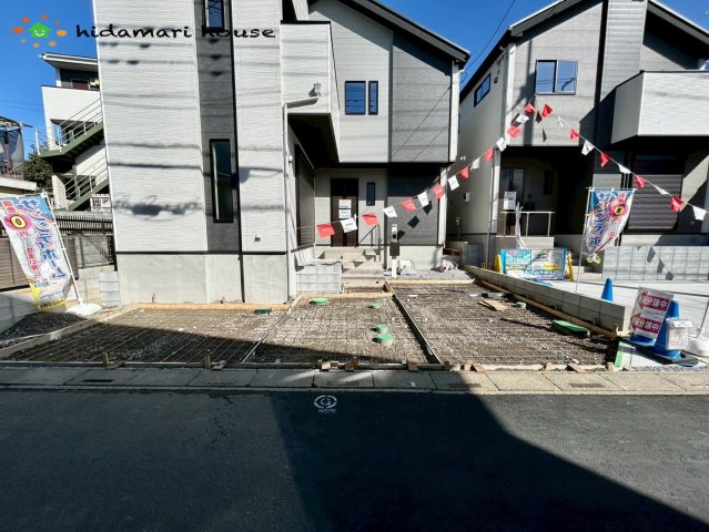 西区指扇15期　新築戸建　LIGARE01の駐車場