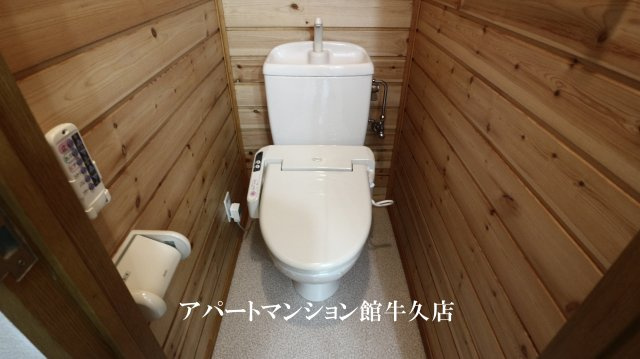 ヒーロー1番館のトイレ