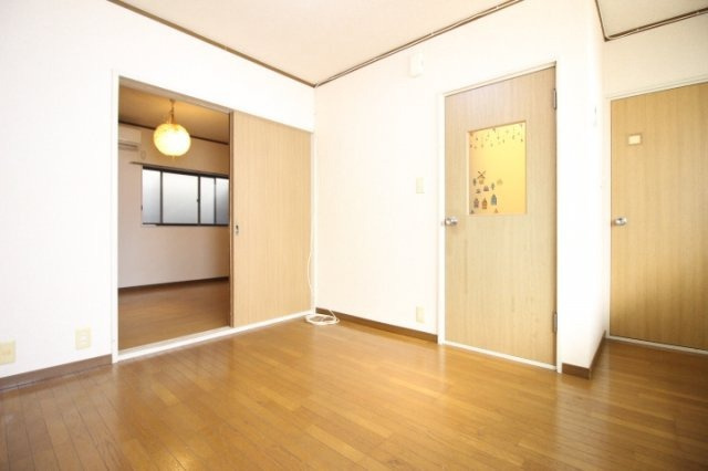 ひばり荘の内装|過ごしやすい室内です