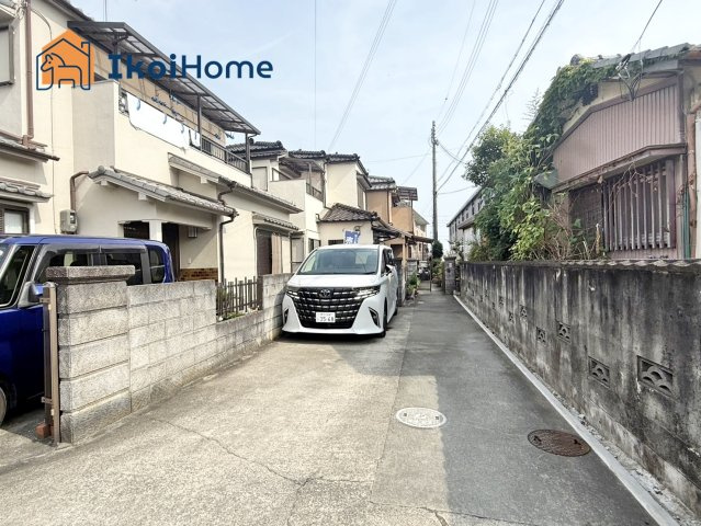 明石市魚住町長坂寺　中古戸建の駐車場|●年中無休：見学時間9:00～20:00・当日予約可●駐車場は2台になります。