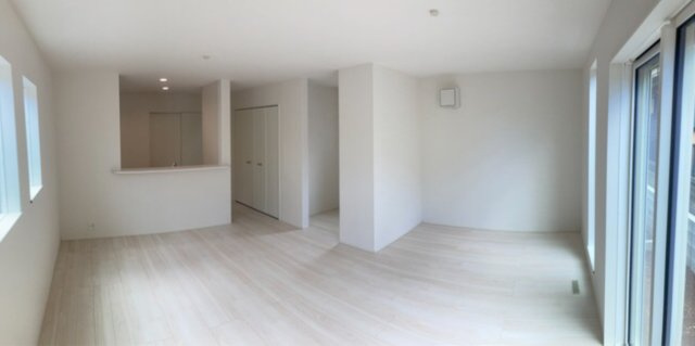 新築戸建　柏市松葉町３丁目　の居間・リビング