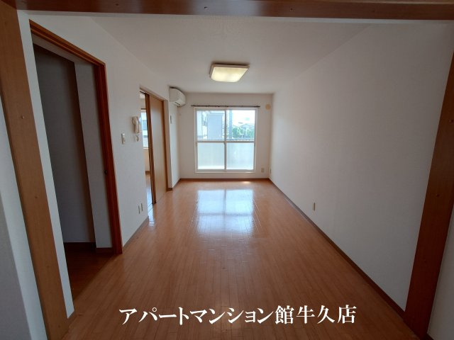 ヒーロー1番館の内装