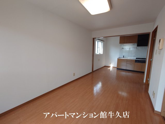 ヒーロー1番館のキッチン