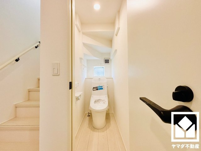 草津市下笠町　24-1期　2号棟のトイレ