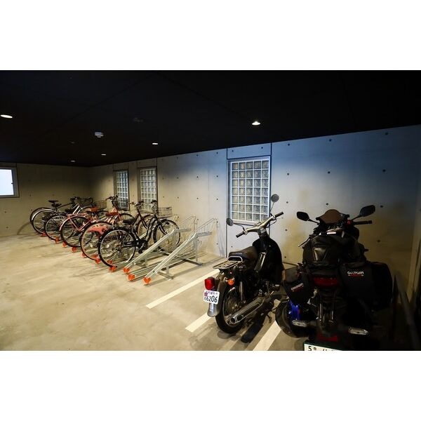 LUORE大曽根NORTH　名古屋市賃貸　仲介手数料無料の駐車場