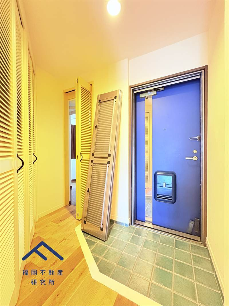 ダイアパレス西長住の玄関