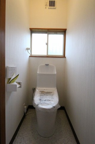 筑西市辻のトイレ|温水洗浄便座付きのトイレです！（2021年7月撮影）