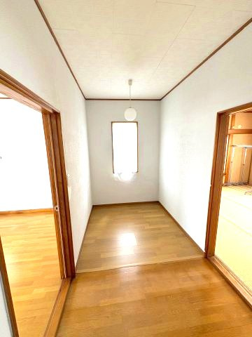 筑西市辻のキッチン|収納力豊富な吊戸棚付いてます！（2021年7月撮影）