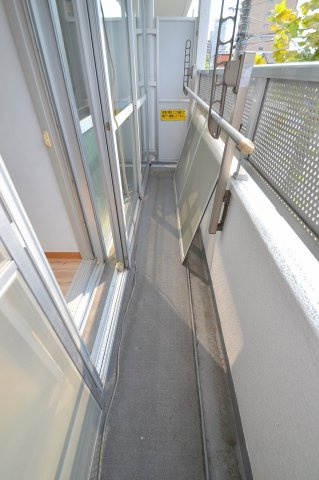 広島市西区庚午中１丁目の賃貸マンションのバルコニー