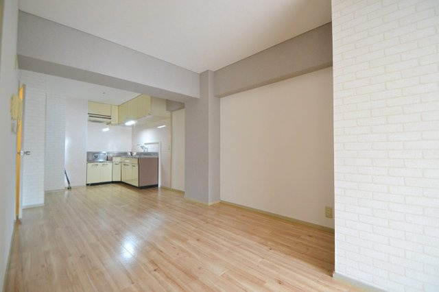 広島市西区庚午中１丁目の賃貸マンションの居間・リビング