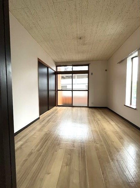 ムーニーコーノスの居間・リビング