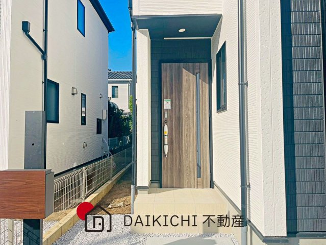 【玄関】 | 川島町伊草2期　GRAFARE　新築戸建　全8棟　3号棟