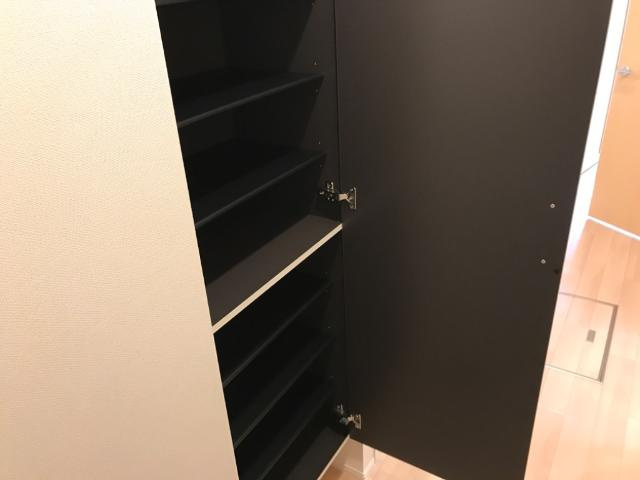 ル　パルクの収納|下駄箱