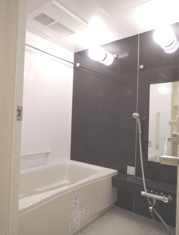 千代田区神田佐久間町４丁目の賃貸マンションの浴室