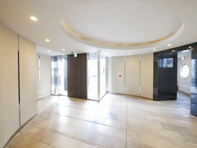 ザ・パーククロス阿波座のロビー