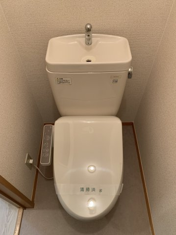 マーチAのトイレ