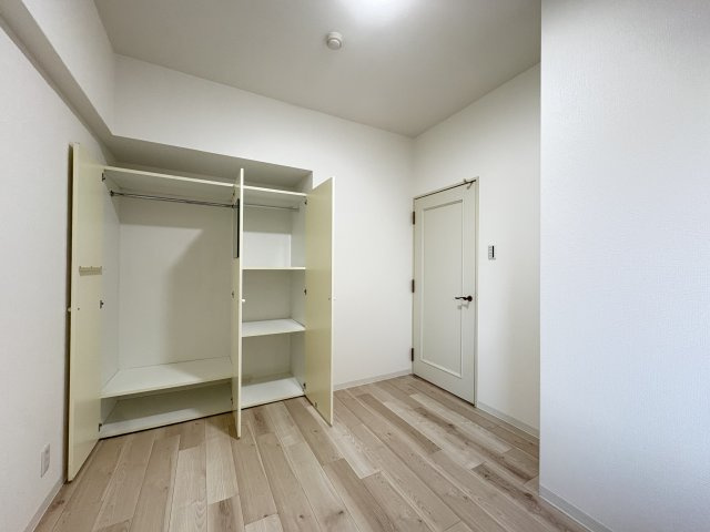 朝日プラザ八木東の洋室|洋室4.9帖クローゼット付き