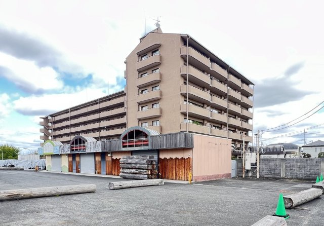 朝日プラザ八木東の外観