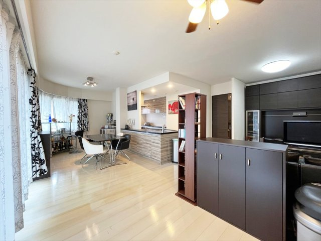 リビオ海浜幕張ラヴィアンコート