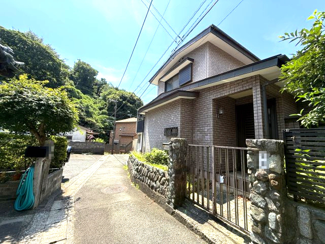 7LDK  陽当良好な戸建の外観