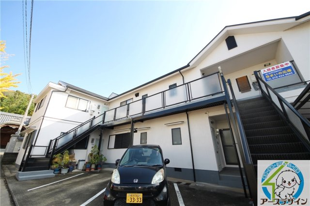 ハイツペルルの外観