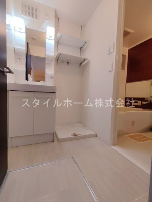 【洗面所】 | アヴェク・トワ | 別部屋写真です。