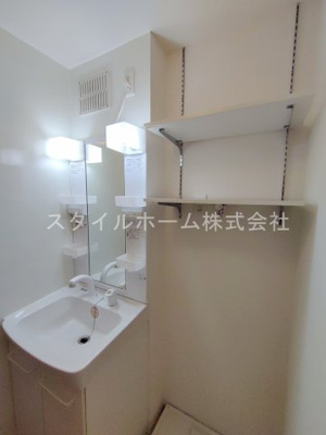 【洗面所】 | アヴェク・トワ | 別部屋写真です。