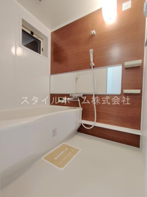 【浴室】 | アヴェク・トワ | 別部屋写真です。