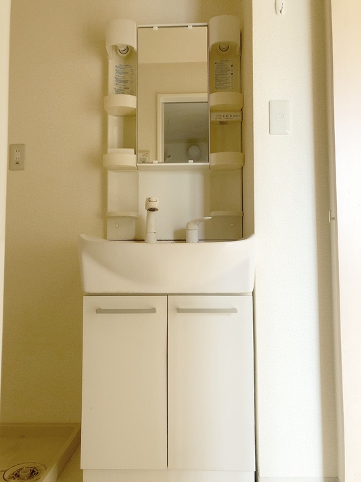 シャルム Ｂの独立洗面台|洗髪洗面化粧台