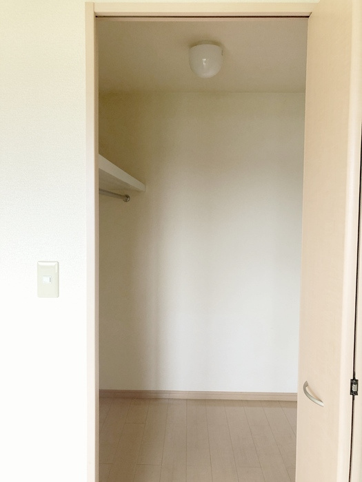 シャルム Ｂの収納|ウォークインクローゼット