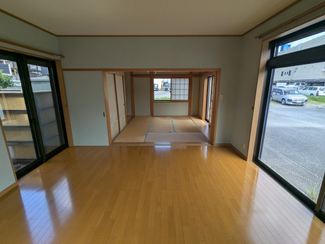 中古戸建　高崎市四ツ屋町の洋室