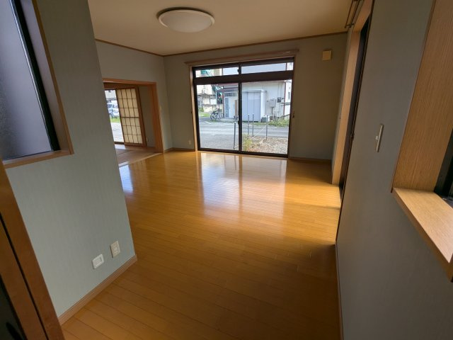 中古戸建　高崎市四ツ屋町の洋室