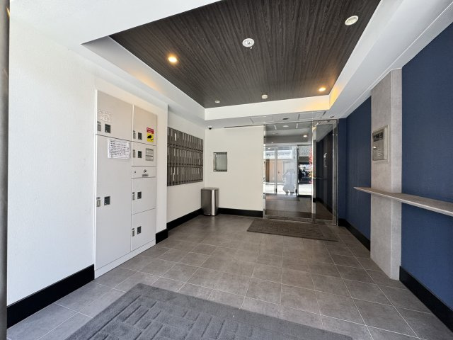 エスティメゾン南行徳のロビー