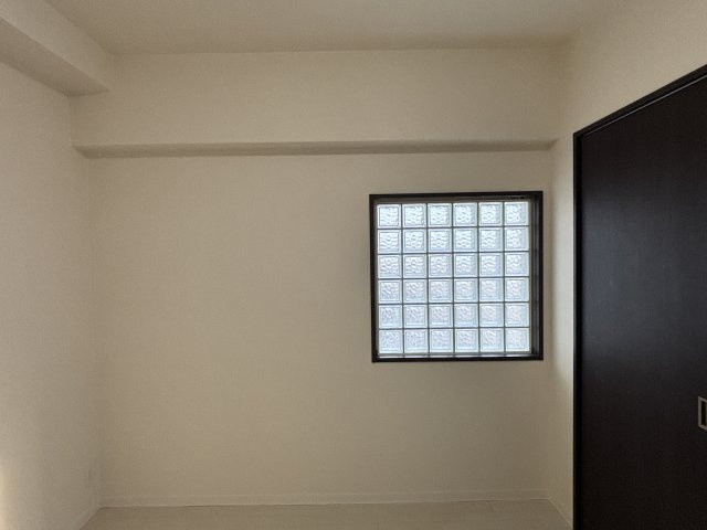 エステムコート三宮駅前Ⅱアデシオンの内装|内装は落ち着いています