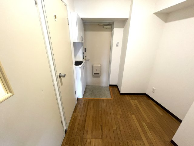 サンロード中浦和Ⅱの玄関|広々です