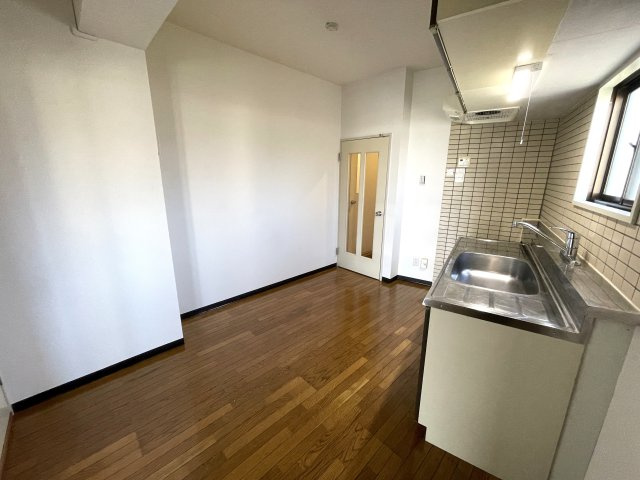 サンロード中浦和Ⅱの居間・リビング