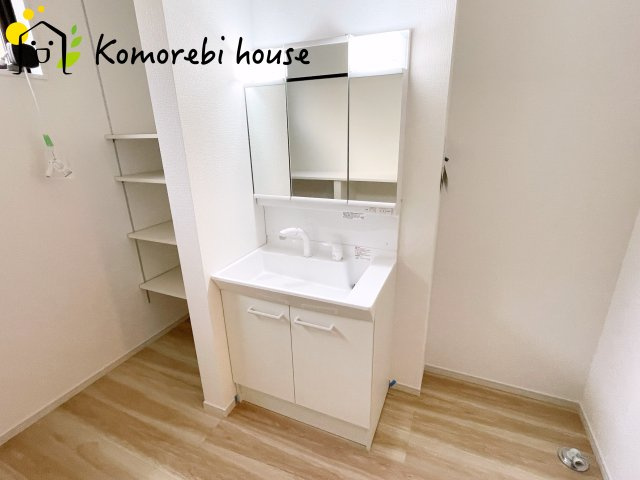 さいたま市西区指扇　15期　新築一戸建て　LIGARE　01の独立洗面台|2025/11/1　撮影
