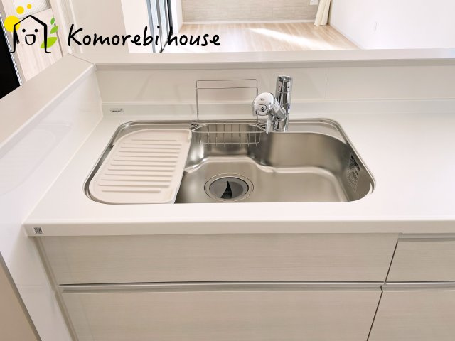 さいたま市西区指扇　15期　新築一戸建て　LIGARE　01のキッチン|2025/11/1　撮影